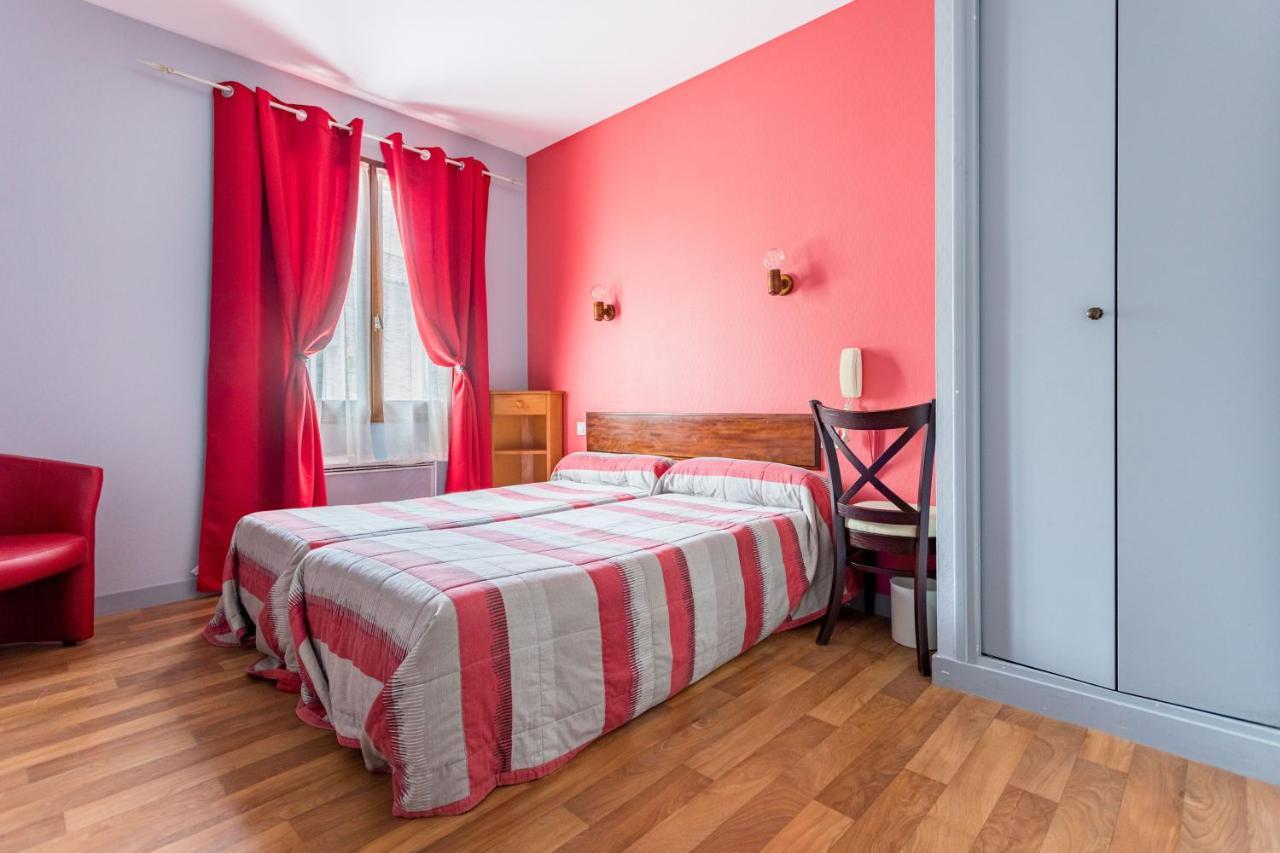 Hotel Alienor ブラントーム エクステリア 写真